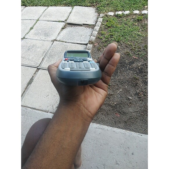 DYMO Label Maker  LetraTag 100H Handheld LabelMaker - Picture 5 of 6